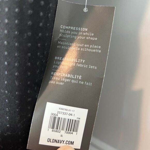 NWT Old Navy Women Size XL Black Active Maternity High Rise Compression Capri Cr - Picture 5 of 7